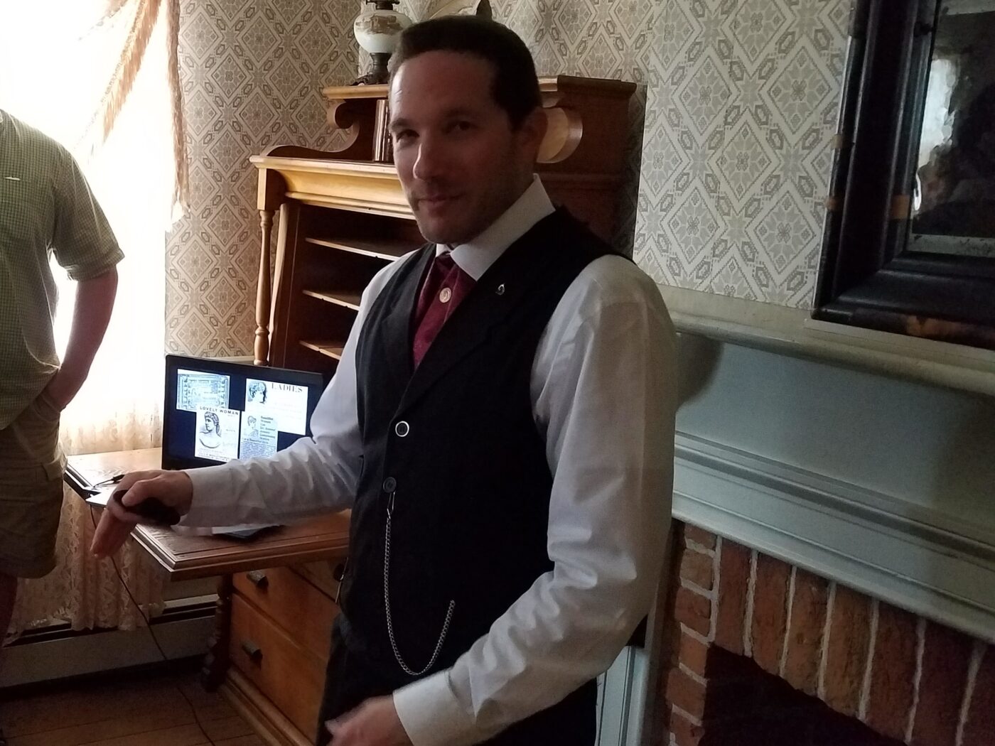 Adam Shefts as a victorian historian guiding a tour at the Jennie Wade House